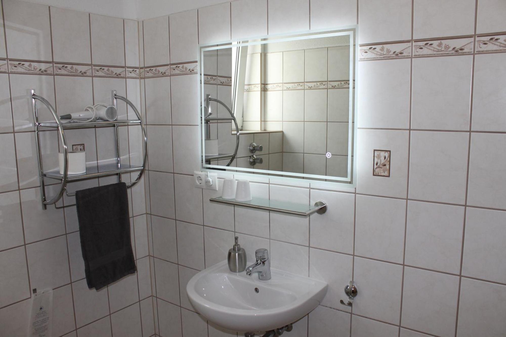 Toto'S Gasthaus Хаттинген Экстерьер фото